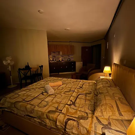 Celik Rezidans 아파트 *